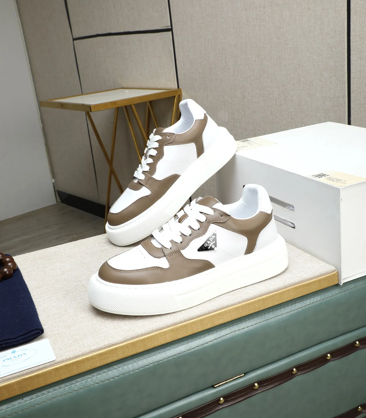 Men's shoes 💰500 🌹🌹[PRADA—Prada] 2025 latest model 🙈original replica! 👟👟👟Available here. The workmanship is top-notch. The upper is made of Italian 🇮🇹Imported calfskin. ❗️Breathable genuine leather lining @Suitable for travel. The original version has an enlarged engraved sole, making it suitable for all kinds of travels, showing low-key luxury. Let quality speak for itself. Color: Size: 38-44